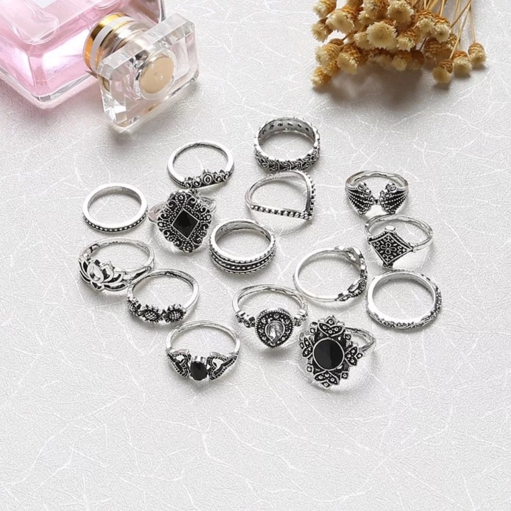 Black & silver ring set (15 rings) - Picture 6 of 11